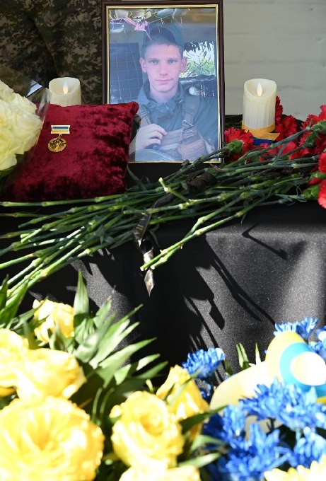 Новини Харкова: відкрили дошку загиблому захиснику
